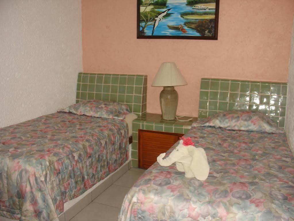Coral Ixtapa Hotel อิกซ์ทาปา ภายนอก รูปภาพ